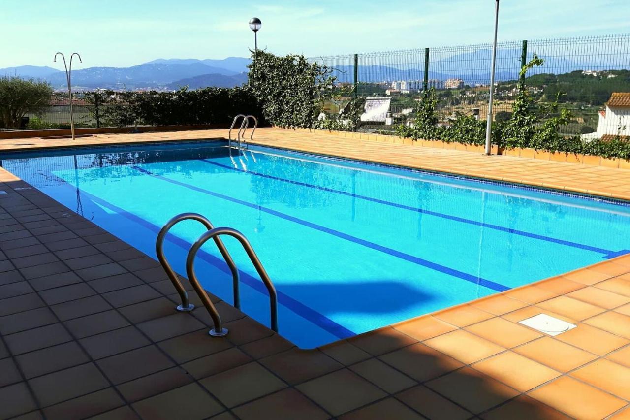 Apartamento En Blanes Con Piscina Y Parking Leilighet Eksteriør bilde