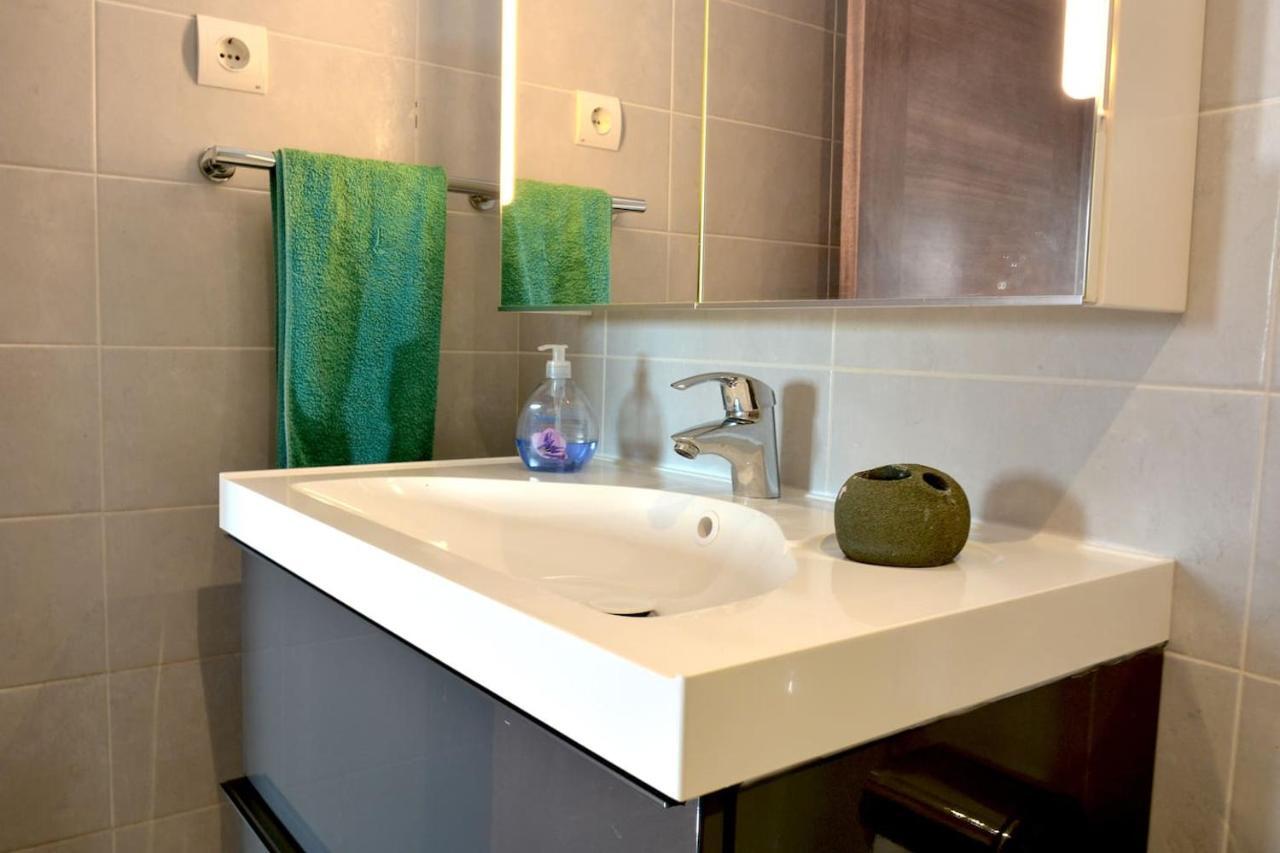 Apartamento En Blanes Con Piscina Y Parking Leilighet Eksteriør bilde