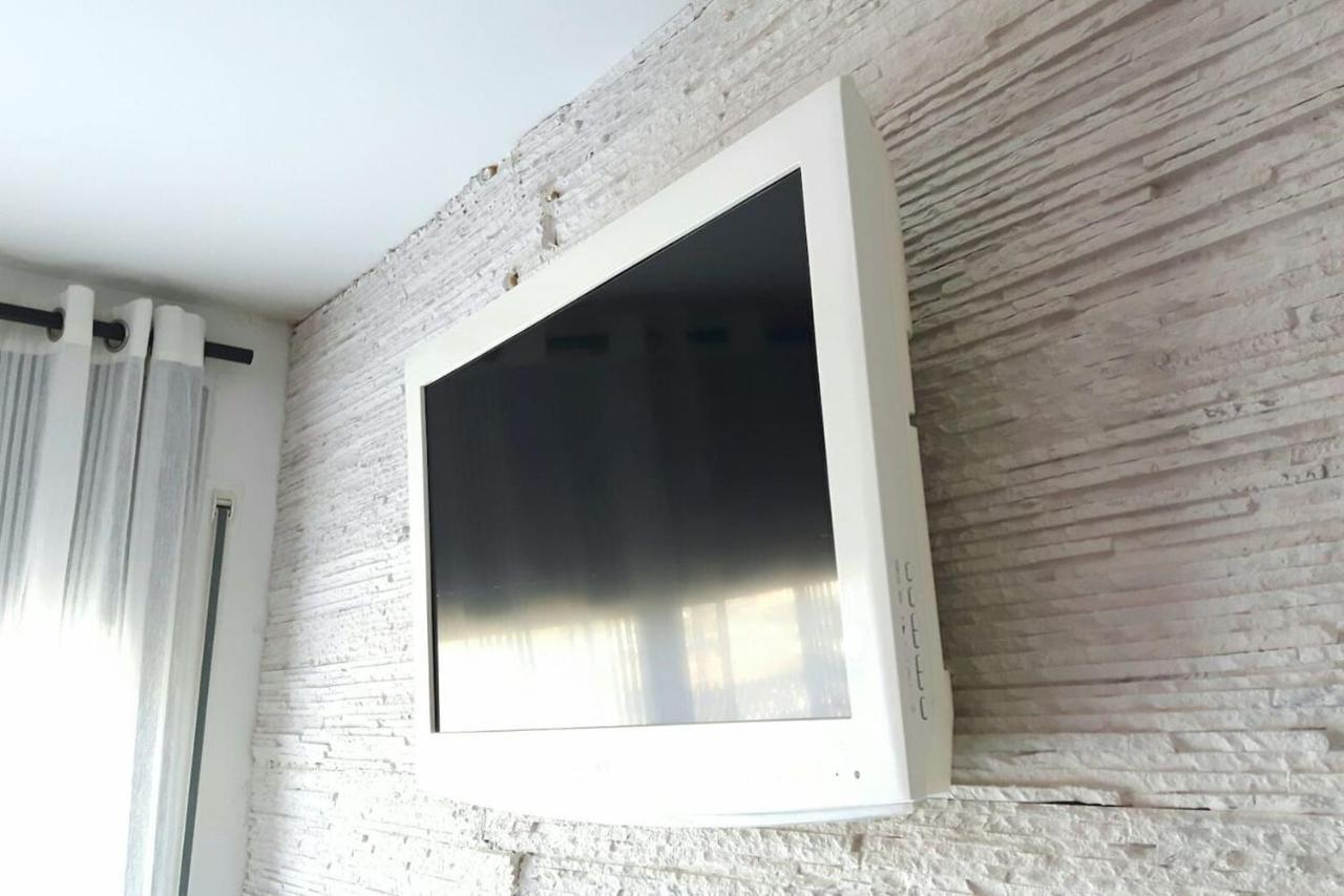 Apartamento En Blanes Con Piscina Y Parking Leilighet Eksteriør bilde